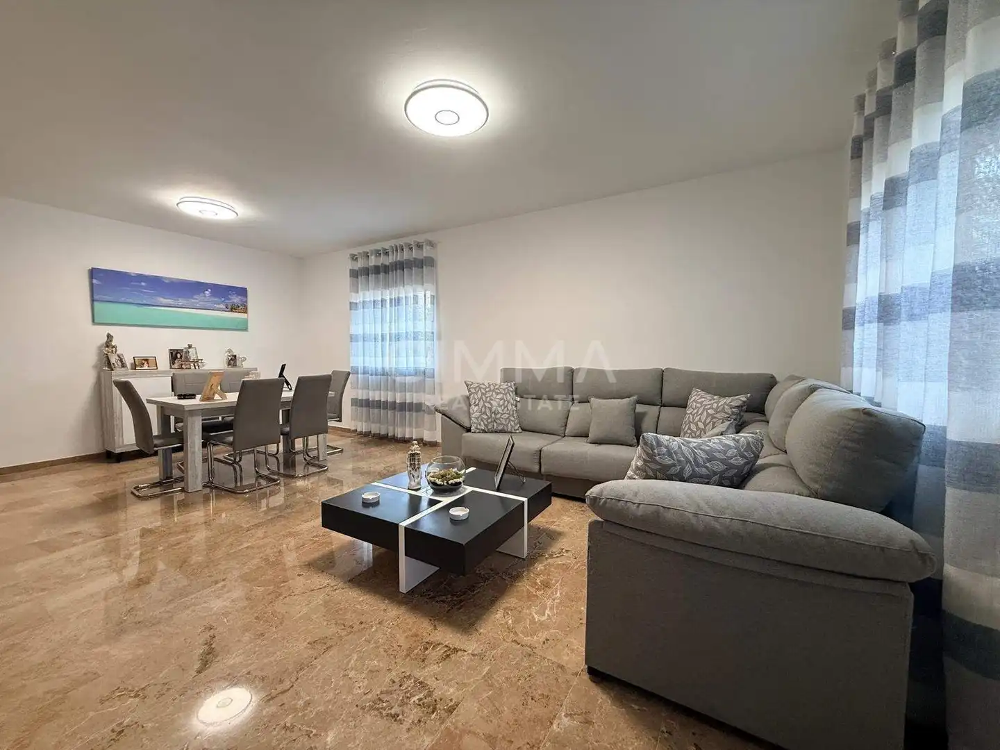 Sala de estar de Casa o chalet en venta en La Nucia con Aire acondicionado, Calefacción y Jardín privado