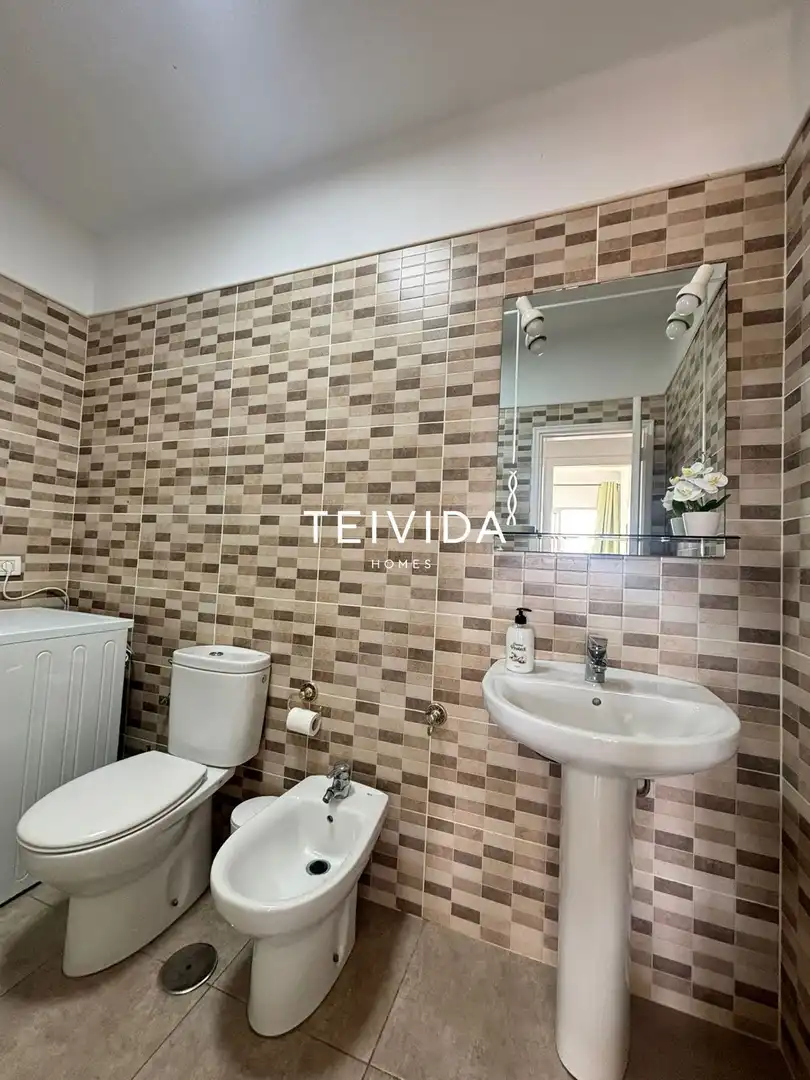 Bathroom of Flat for rent in Adeje  with Terrace, Swimming Pool and Furnished