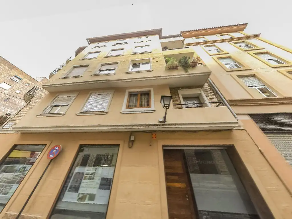 Exterior view of Flat for sale in Zaragoza