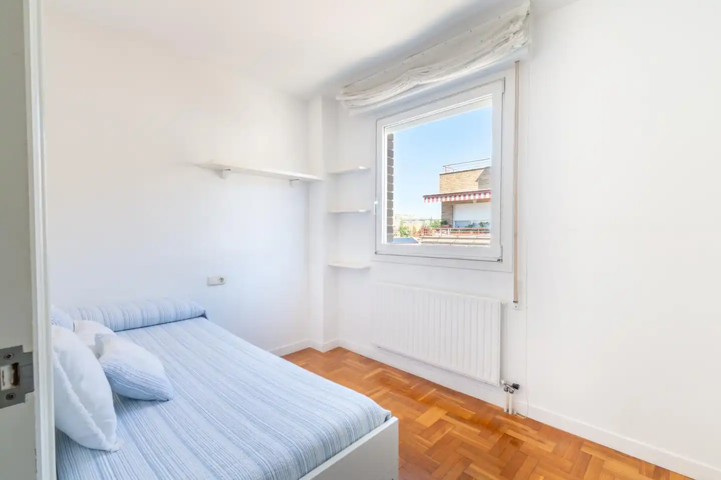 Habitación de Piso de alquiler en Barañáin / Barañain con Calefacción, Parquet y Trastero