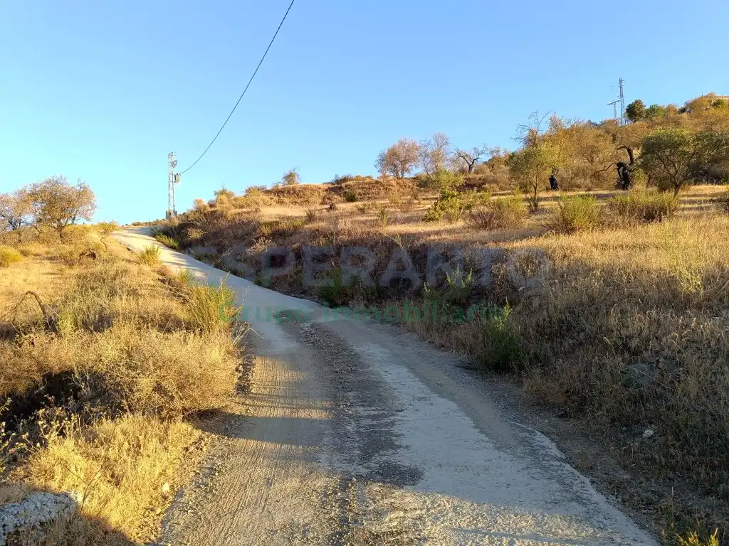 Country homes for sale in Guaro, Málaga