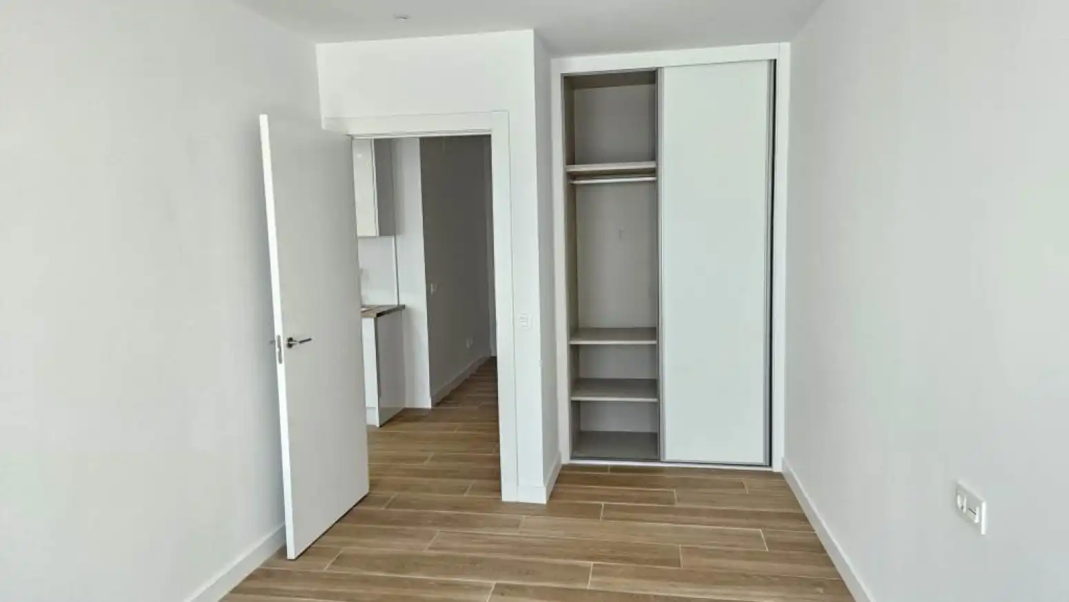 Schlafzimmer von Wohnung zum Verkauf in Salamanca mit Klimaanlage und Heizung