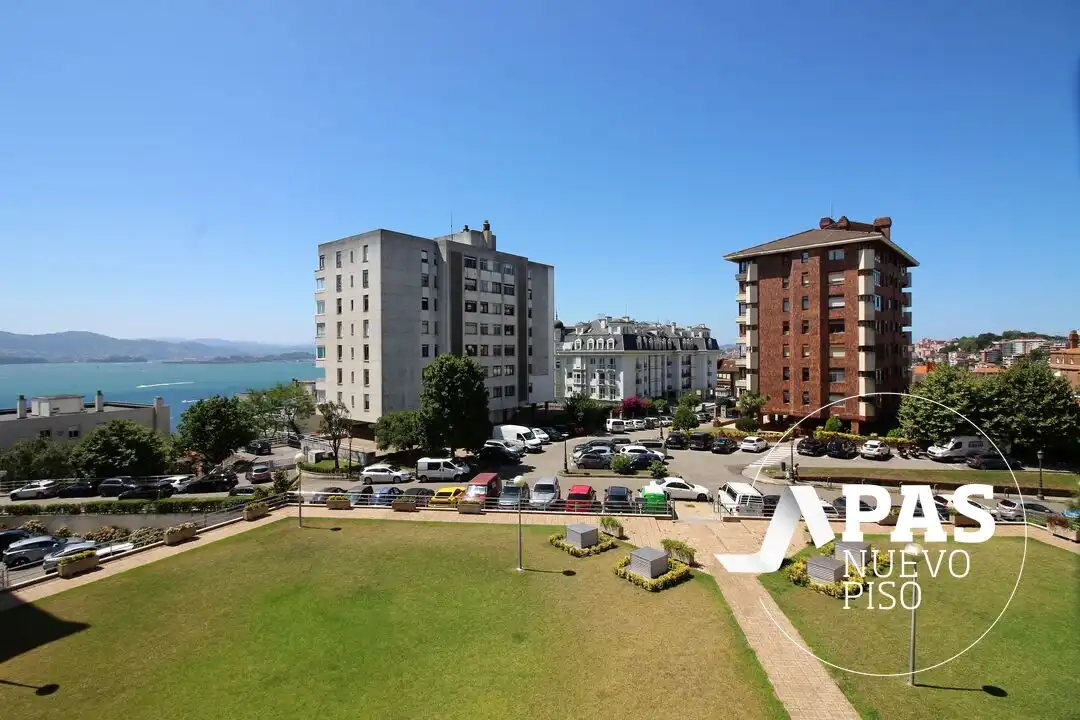 Exterior view of Flat for sale in Santander  with Heating, Private garden and Terrace