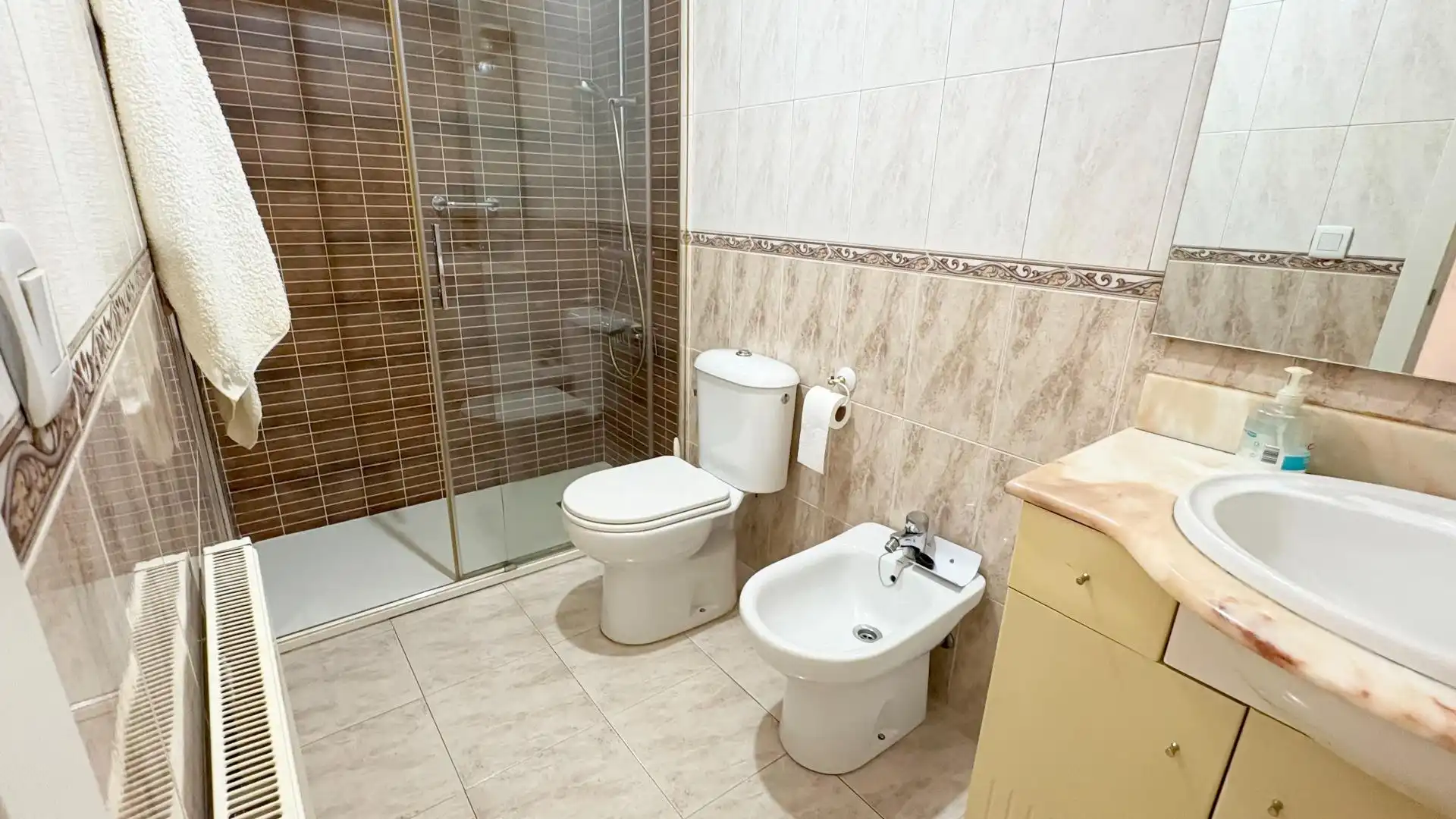 Baño de Piso en venta en Salamanca con Aire acondicionado, Calefacción y Amueblado
