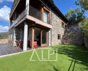 Exterior view of Apartment for sale in Alp  with Terrace