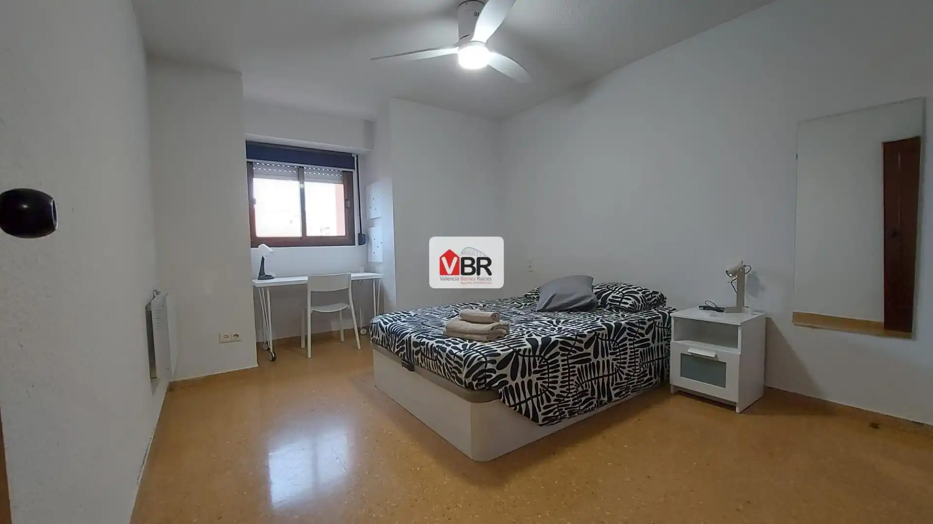 Piso de alquiler en Calle GORGOS, Ciutat Universitària