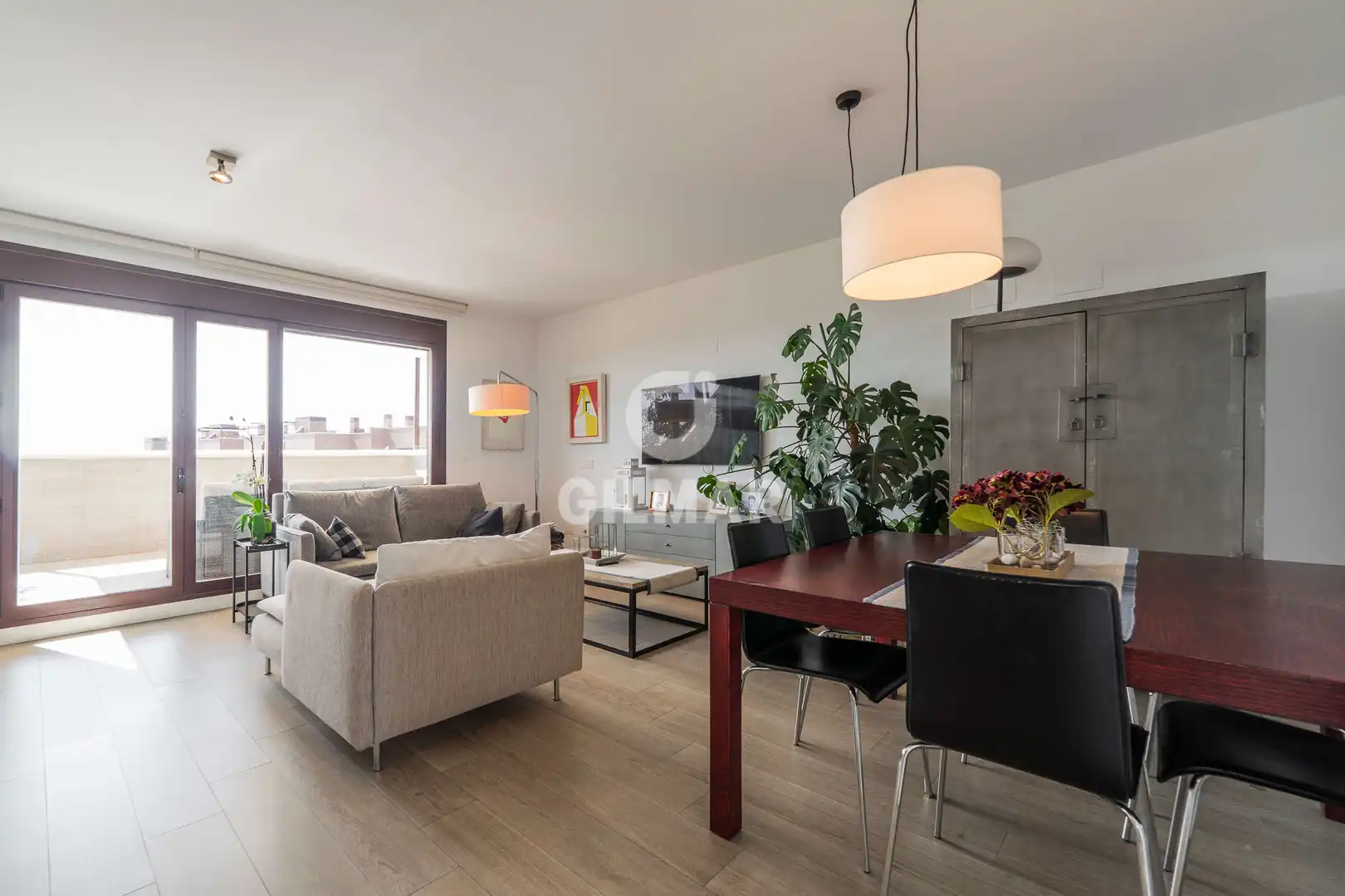 Living room of Duplexes for sale in Madrid  with Heating, Private garden and Storage room