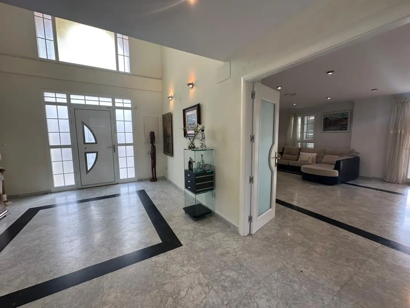 Houses for sale in L'Eliana  with Air Conditioner, Heating and Private garden
