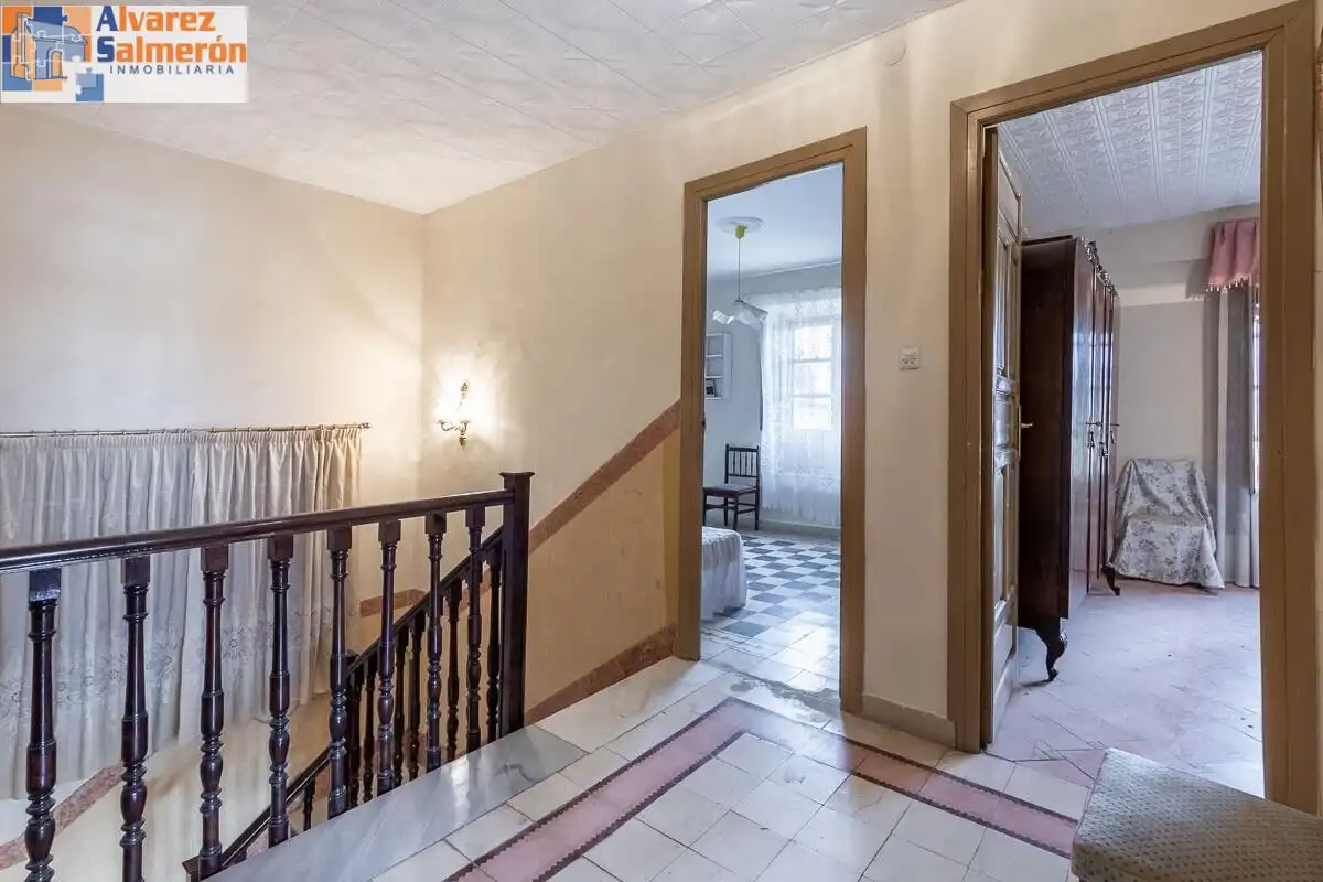 Country homes for sale in Calle CAJAR, Barrio de la Vega