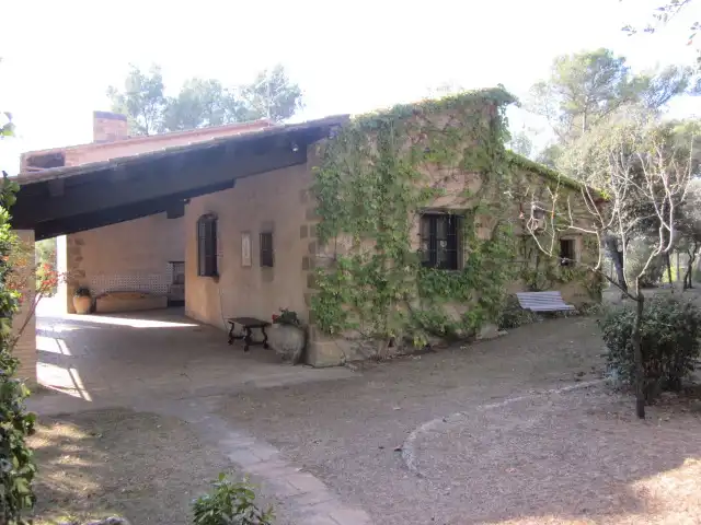 Vista exterior de Finca rústica en venta en Castellar del Vallès con Jardín privado, Terraza y Piscina