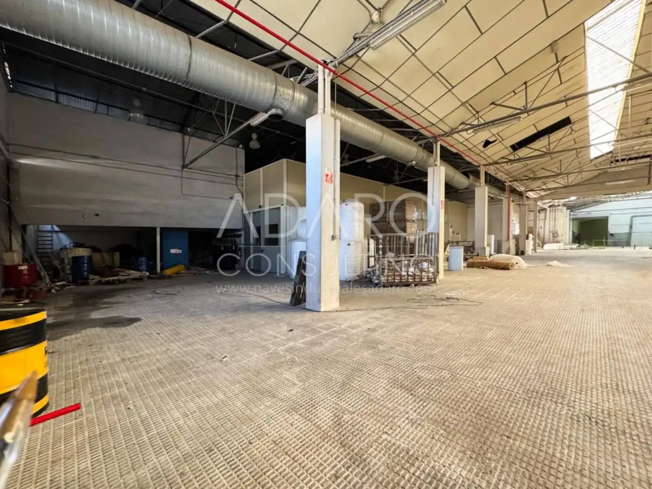 Nau industrial de lloguer a Calle Bronce, imagen 4