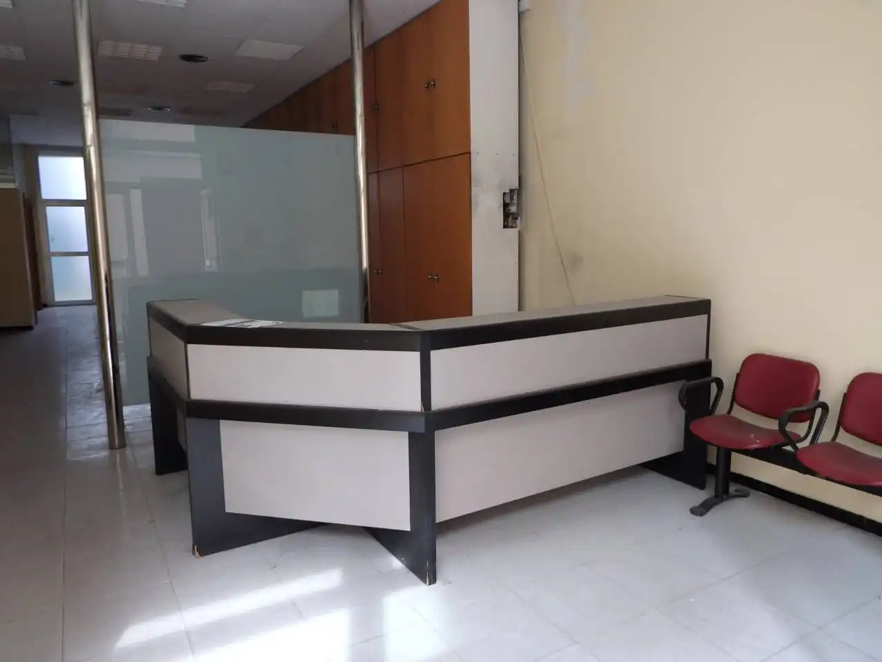 Locale commerciale in affitto a Calle Monterols, imagen 2