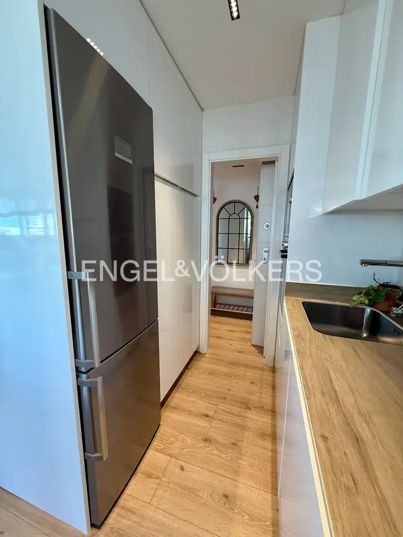 Kitchen of Flat for rent in Madrid  with Air Conditioner, Heating and Terrace