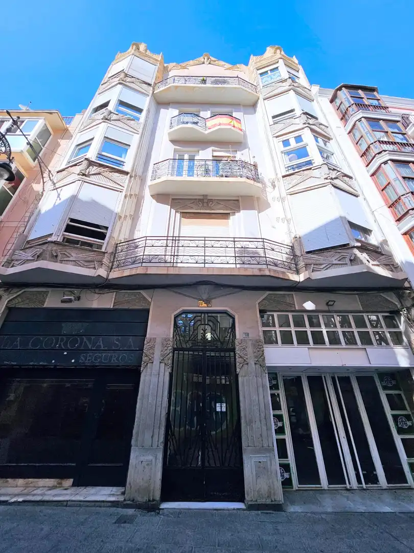 Vista exterior de Pis en venda en Cartagena amb Balcó