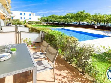 Appartement compact avec piscine à vendre à Passeig Marítim