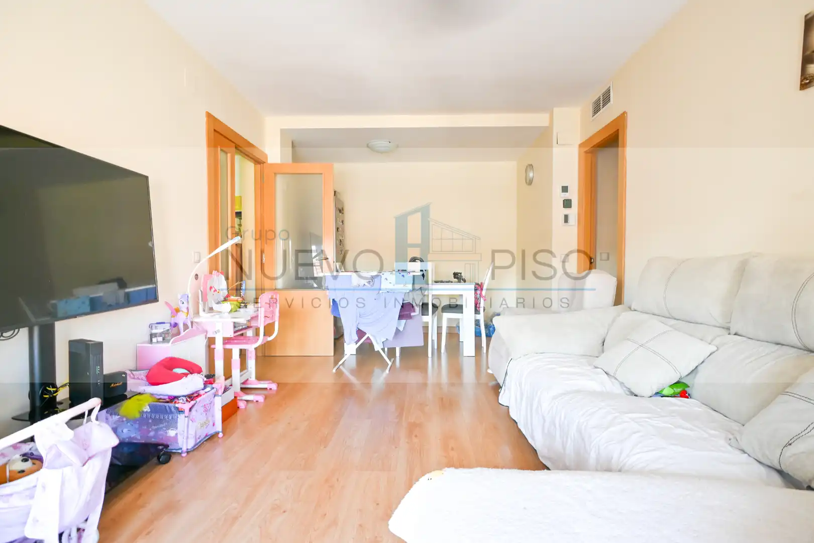 Sala d'estar de Pis en venda en Villanueva de Perales amb Traster