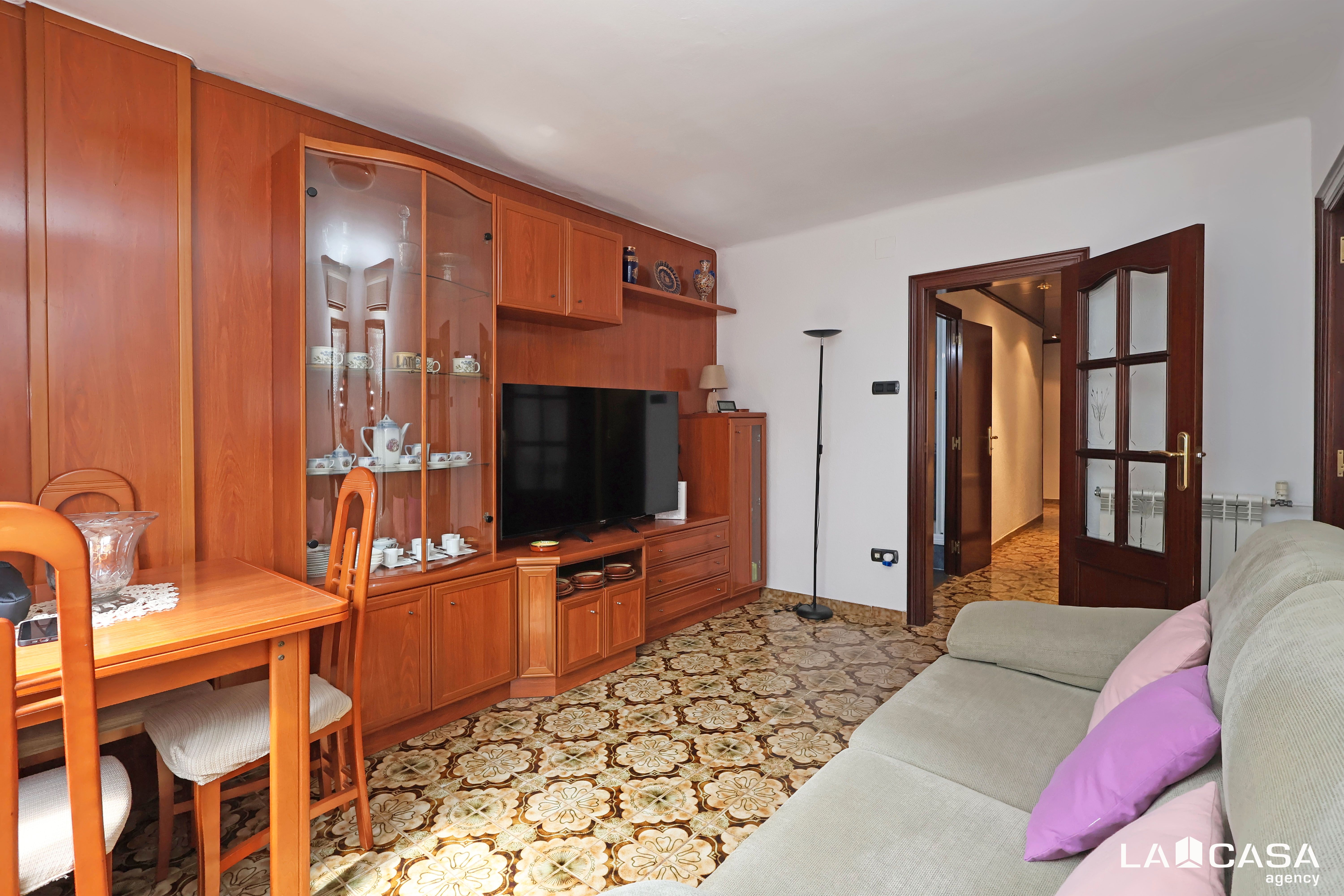 Living room of Flat for sale in Esplugues de Llobregat  with Balcony