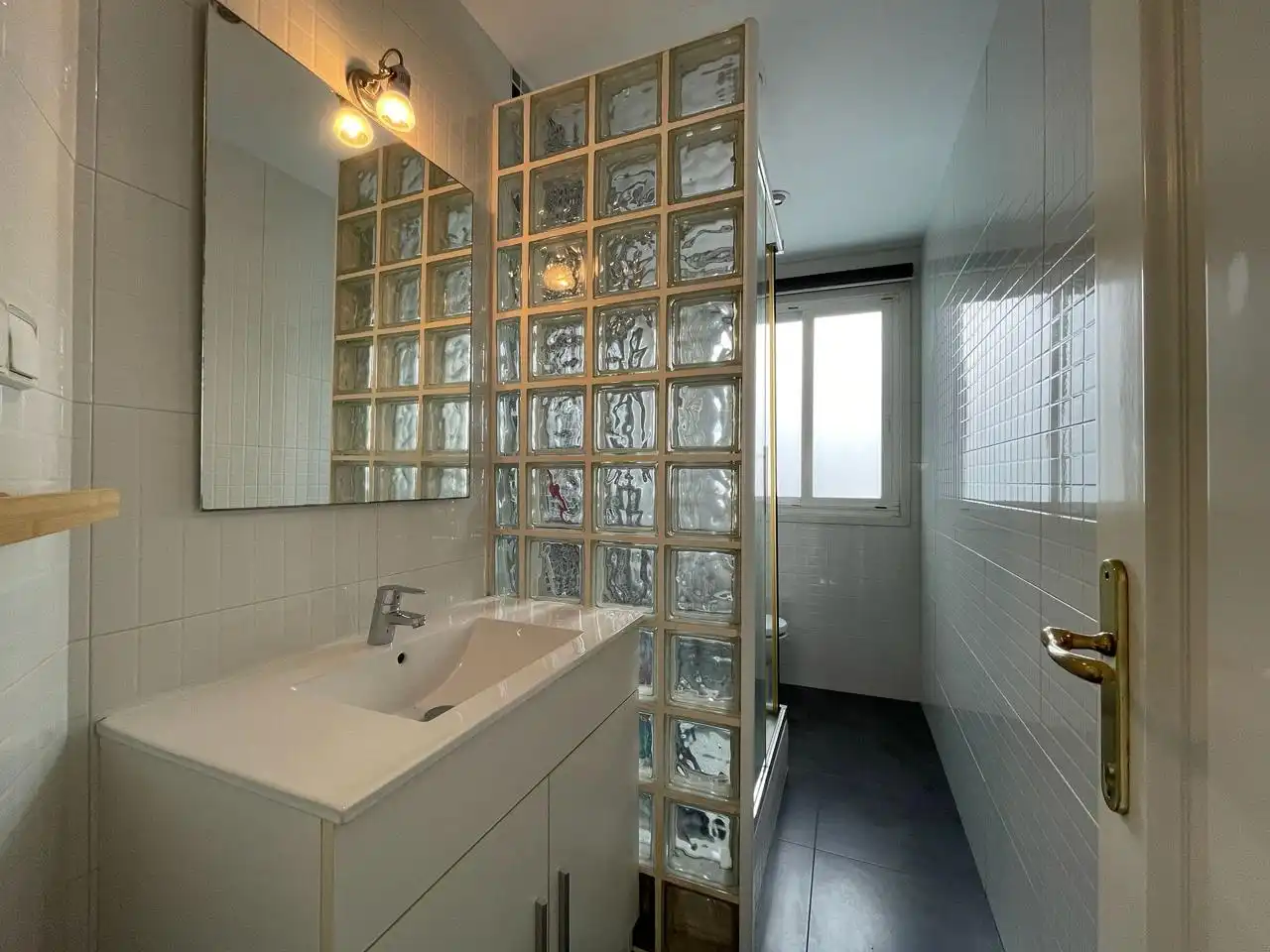 Baño de Apartamento en venta en A Coruña Capital  con Calefacción, Parquet y Terraza