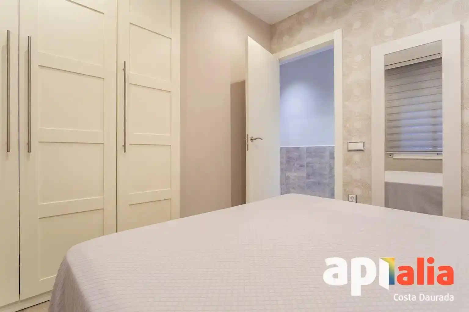 Bedroom of Flat for sale in Salou