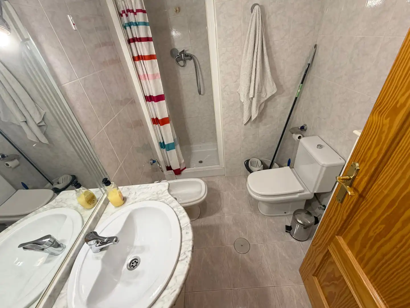 Bathroom of Flat for sale in Murcia  with Air Conditioner, Storage room and Furnished