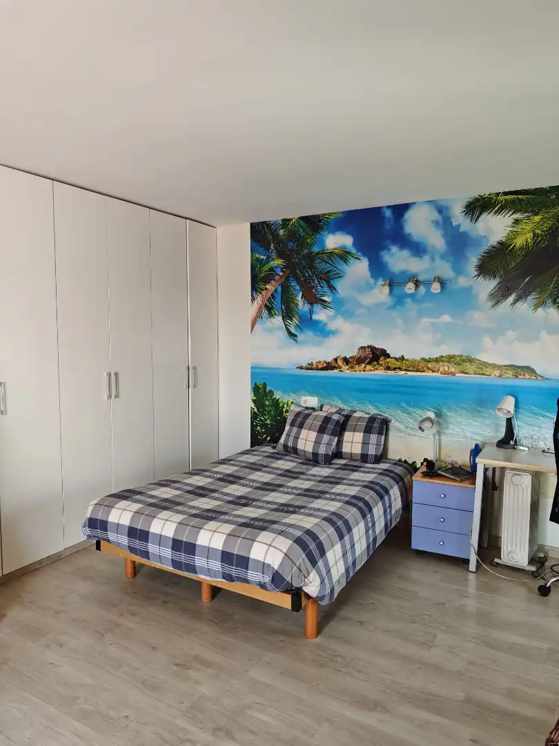 Schlafzimmer von Einfamilien-Reihenhaus zum Verkauf in Cubelles mit Klimaanlage, Heizung und Privatgarten