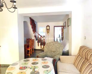 Sala d'estar de Casa adosada en venda en  Jaén Capital amb Aire condicionat, Terrassa i Moblat