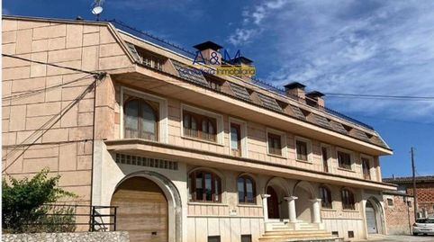 Foto 2 de Casa adosada en venta en Onésimo Redondo, 37, Pesquera de Duero, Valladolid