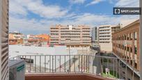 Vista exterior de Pis de lloguer en Cornellà de Llobregat amb Aire condicionat, Calefacció i Moblat