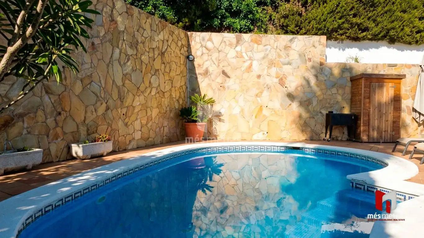 Piscina de Casa o chalet en venta en Alella con Calefacción, Jardín privado y Terraza