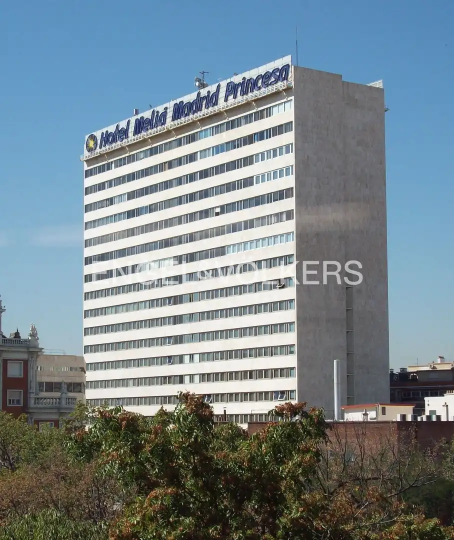 Vista exterior de Piso de alquiler en Madrid con Aire acondicionado y Calefacción