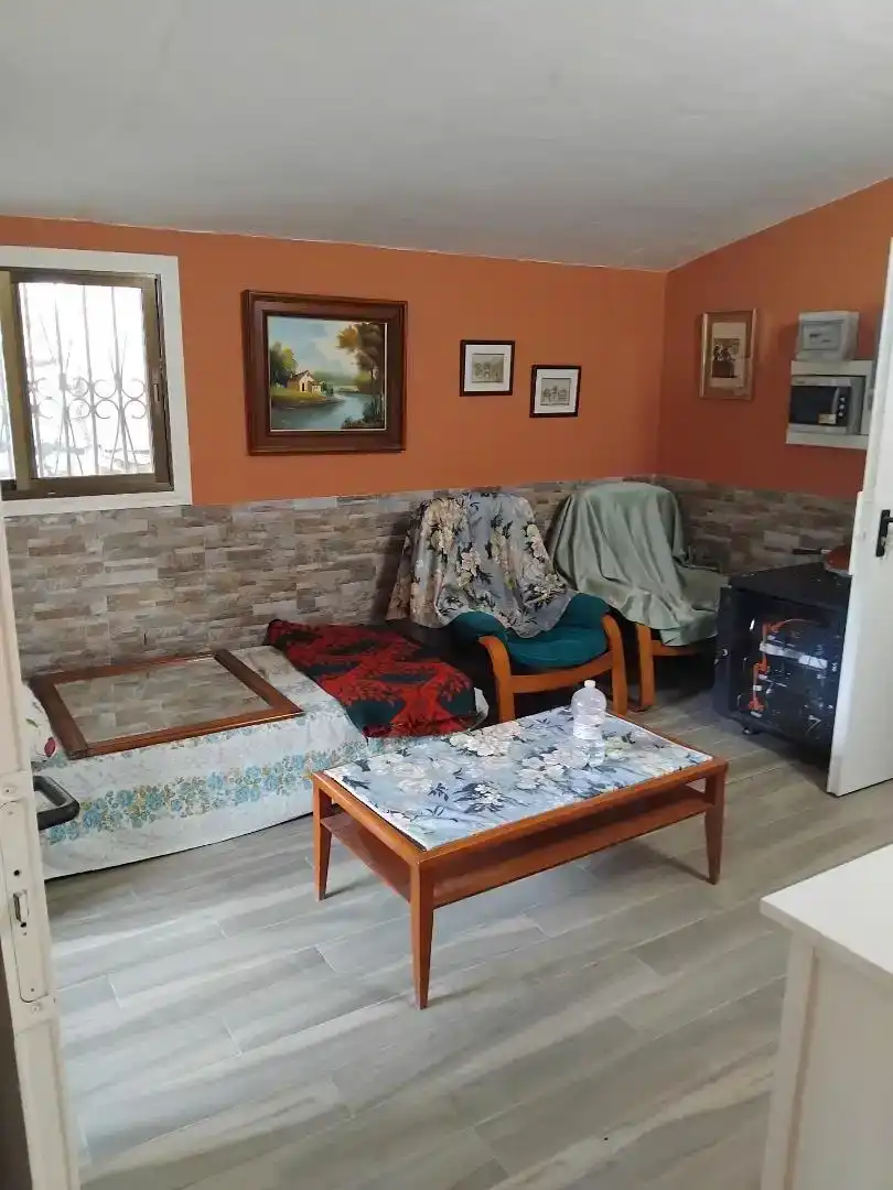 Sala d'estar de Finca rústica en venda en Zierbena amb Traster i Moblat