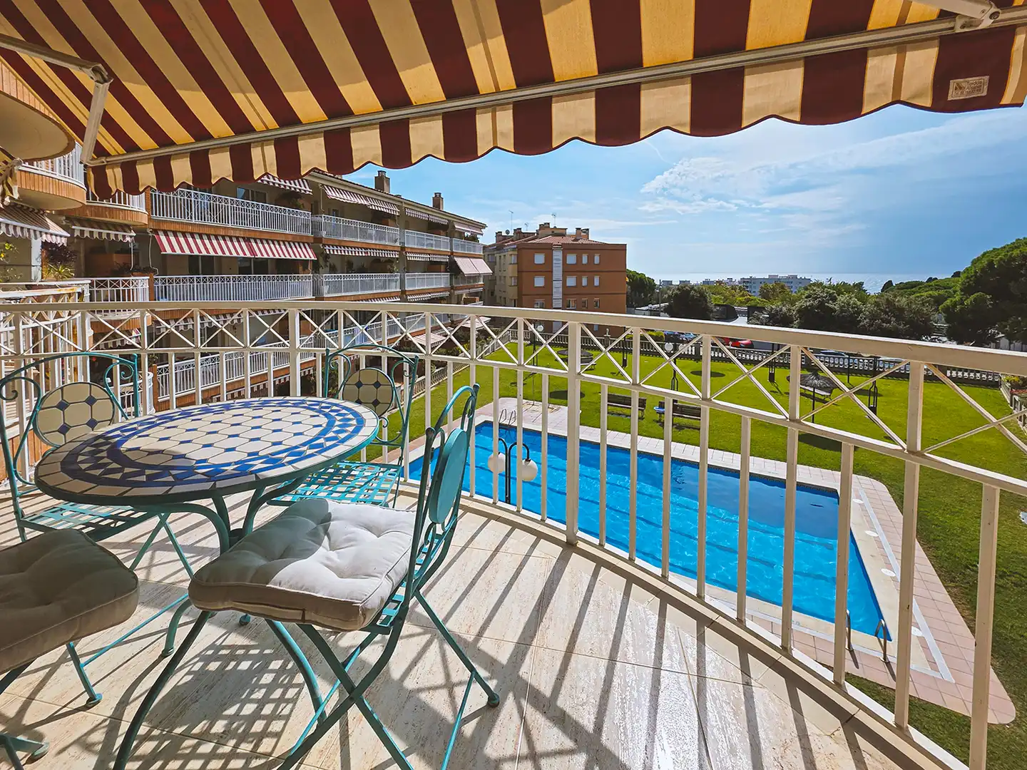 Terrace of Flat for sale in Urbanitzacions
