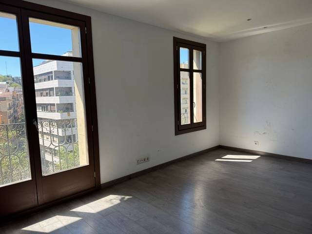 Piso en Venta en Avinguda del Paral·lel en Sant Antoni