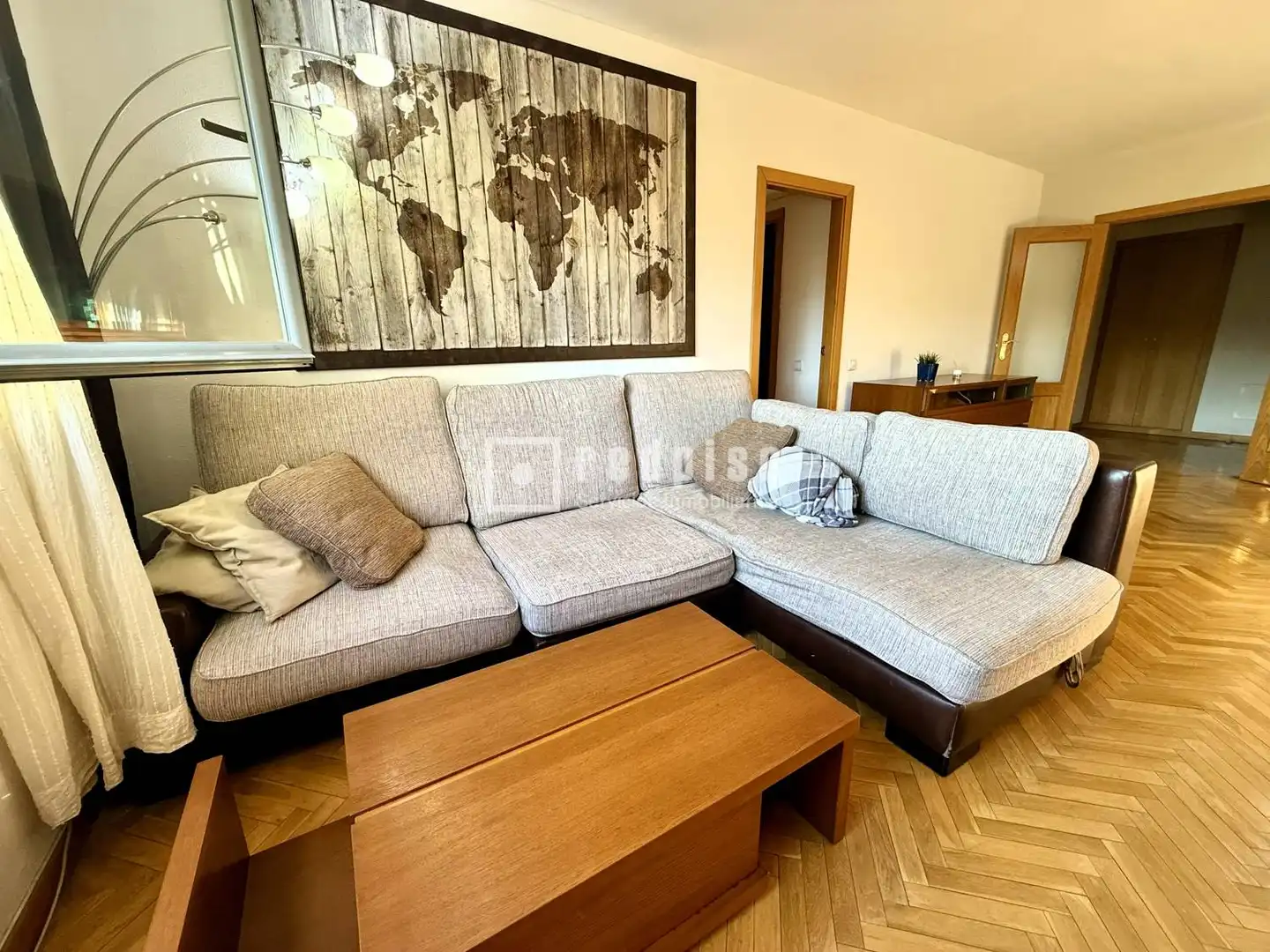 Sala d'estar de Pis en venda en Madrid amb Calefacció, Jardí privat i Parquet