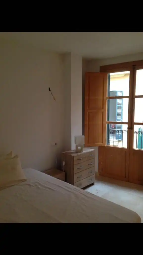 Schlafzimmer von Wohnung zur Miete in  Palma de Mallorca mit Möbliert, Waschmaschine und Balkon