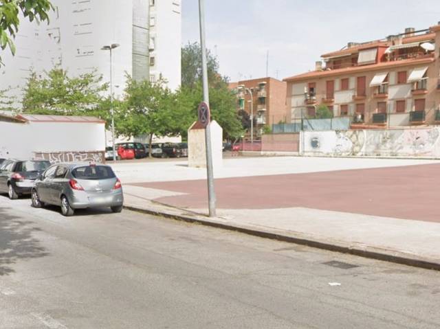Garaje en Venta en Calle Violeta, 18 en Rinconada