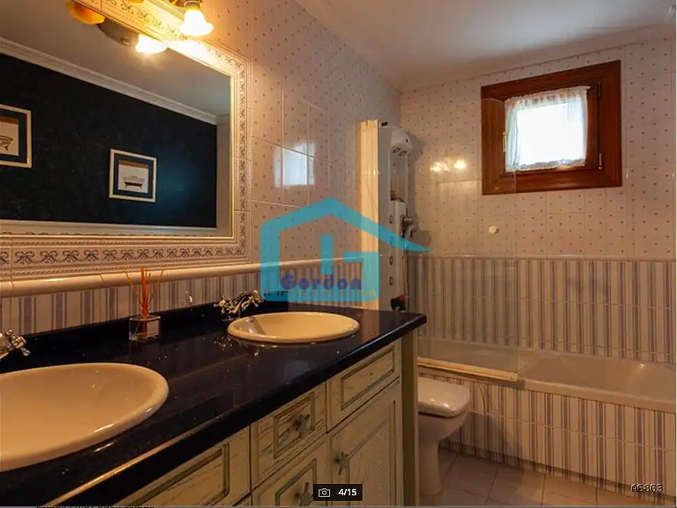 Baño de Casa o chalet en venta en Vilagarcía de Arousa con Trastero y Amueblado