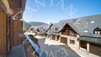 Exterior view of Flat for sale in Naut Aran  with Heating, Parquet flooring and Furnished