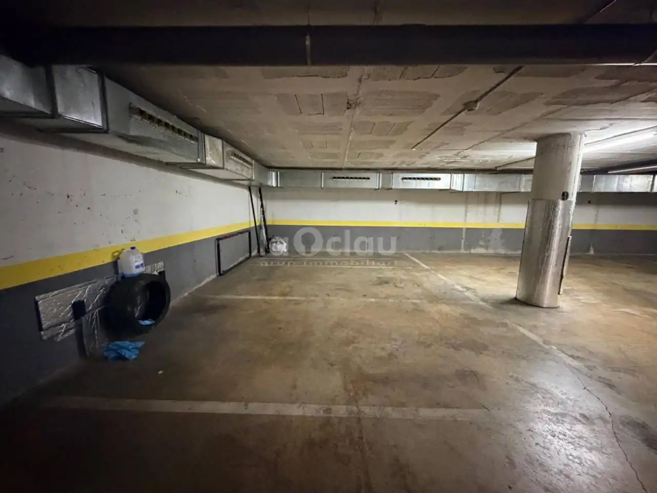 Aparcament de Apartament en venda en Vic amb Calefacció