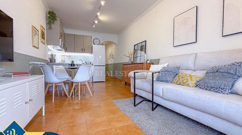 Bungalow reformado con terraza en Torrevieja, provincia de Alicante. 1 habitación | 57 m² | 1,5 kilómetros del mar, imatge 3