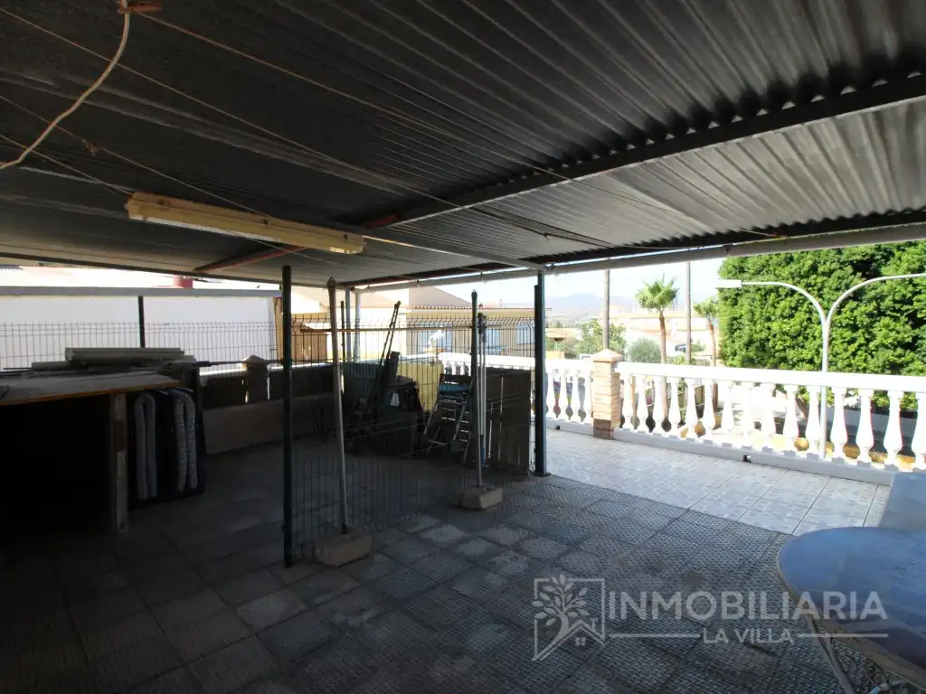 Terrassa de Casa o xalet en venda en Alhaurín de la Torre amb Aire condicionat, Forn i Rentadora