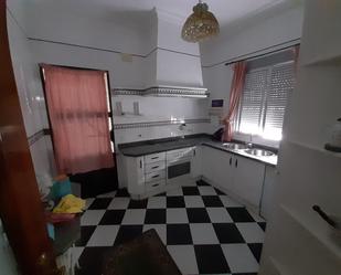 Kitchen of Flat for sale in Pilas