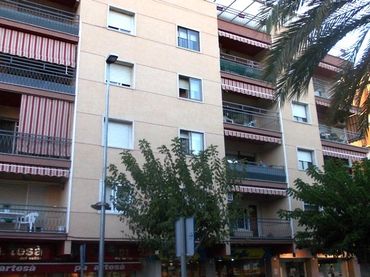 Flat for sale in Calle Escoles