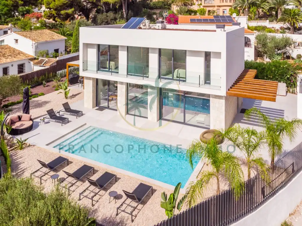Casa en venta en Calle Clavell El 3