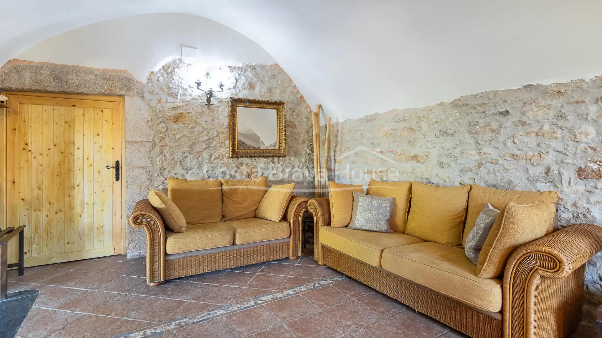 Living room of Country homes for sale in Begur  with Air Conditioner, Heating and Private garden
