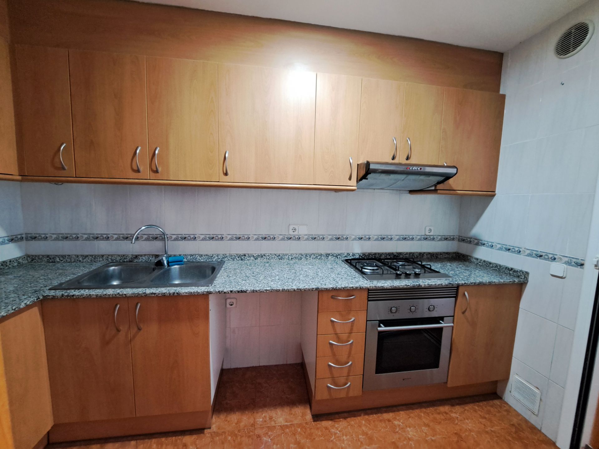 Cuina de Pis en venda en Mataró amb Aire condicionat, Calefacció i Traster