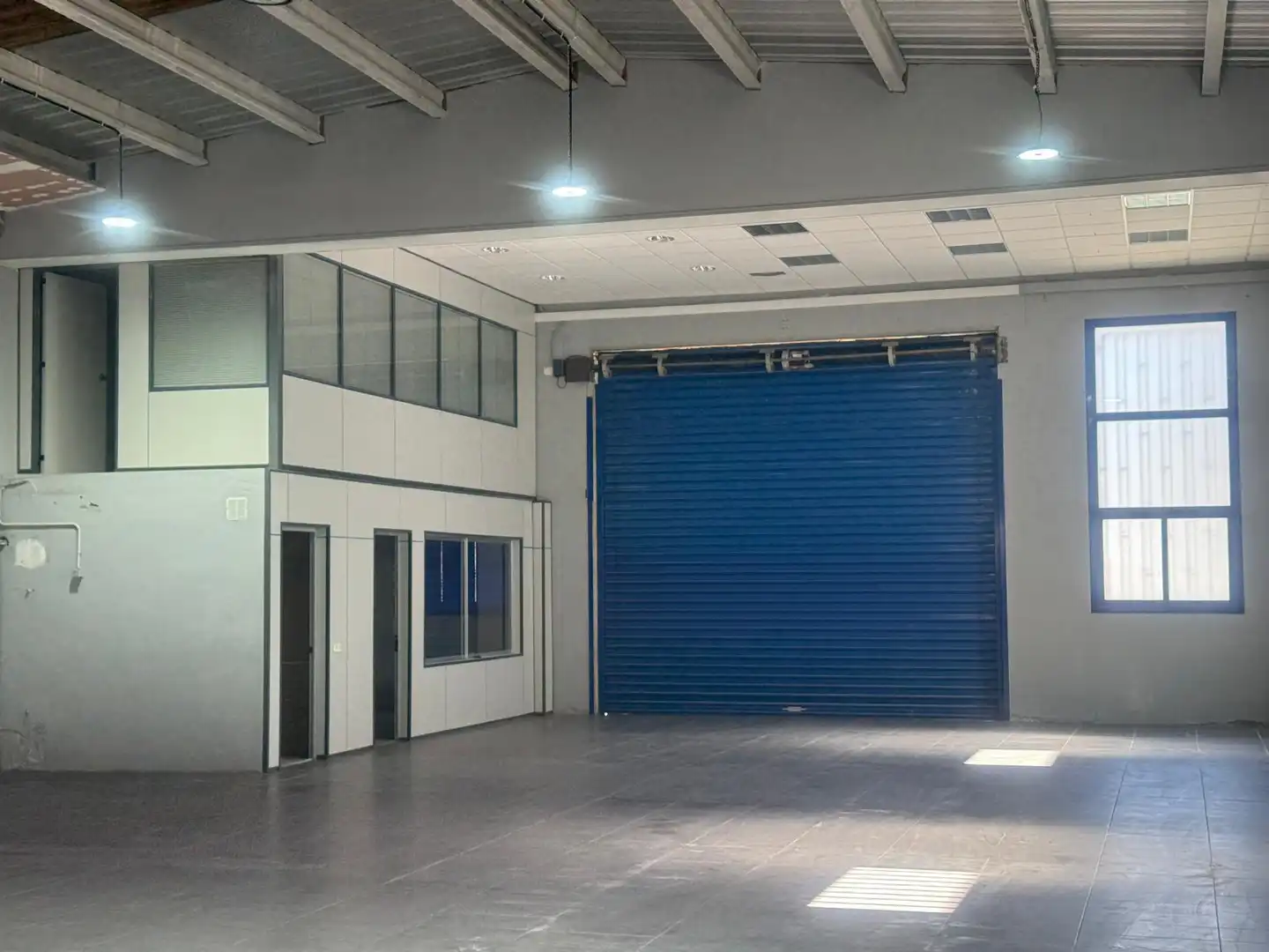 Nau industrial de lloguer en Tàrrega