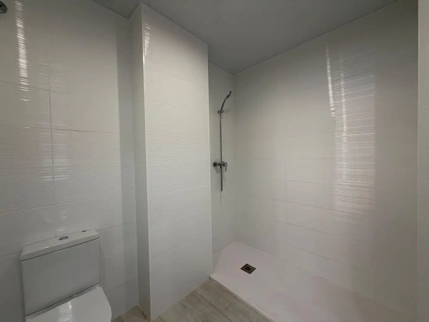 Baño de Piso en venta en Can Tintorer - Can Tries