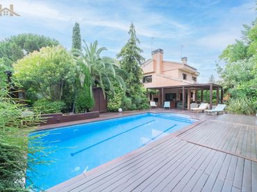 Villa avec piscine à vendre à Calle Río Tajo