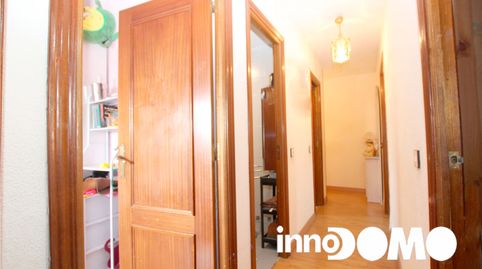 Photo 3 of Flat for sale in Calle Reyes Católicos, 8, Reyes, Parla